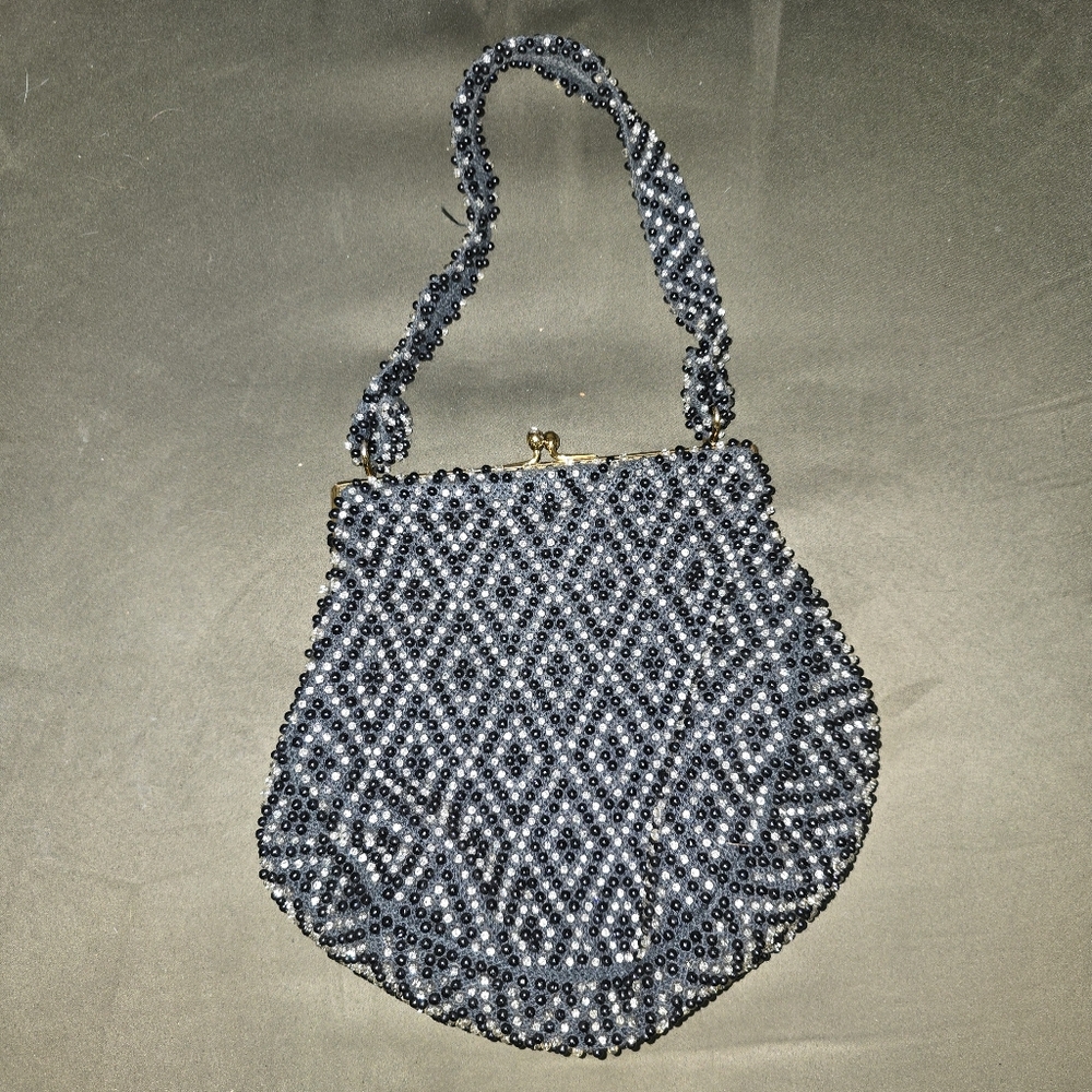 Vintage Cordo Bead Kiss Lock Beaded Handbag